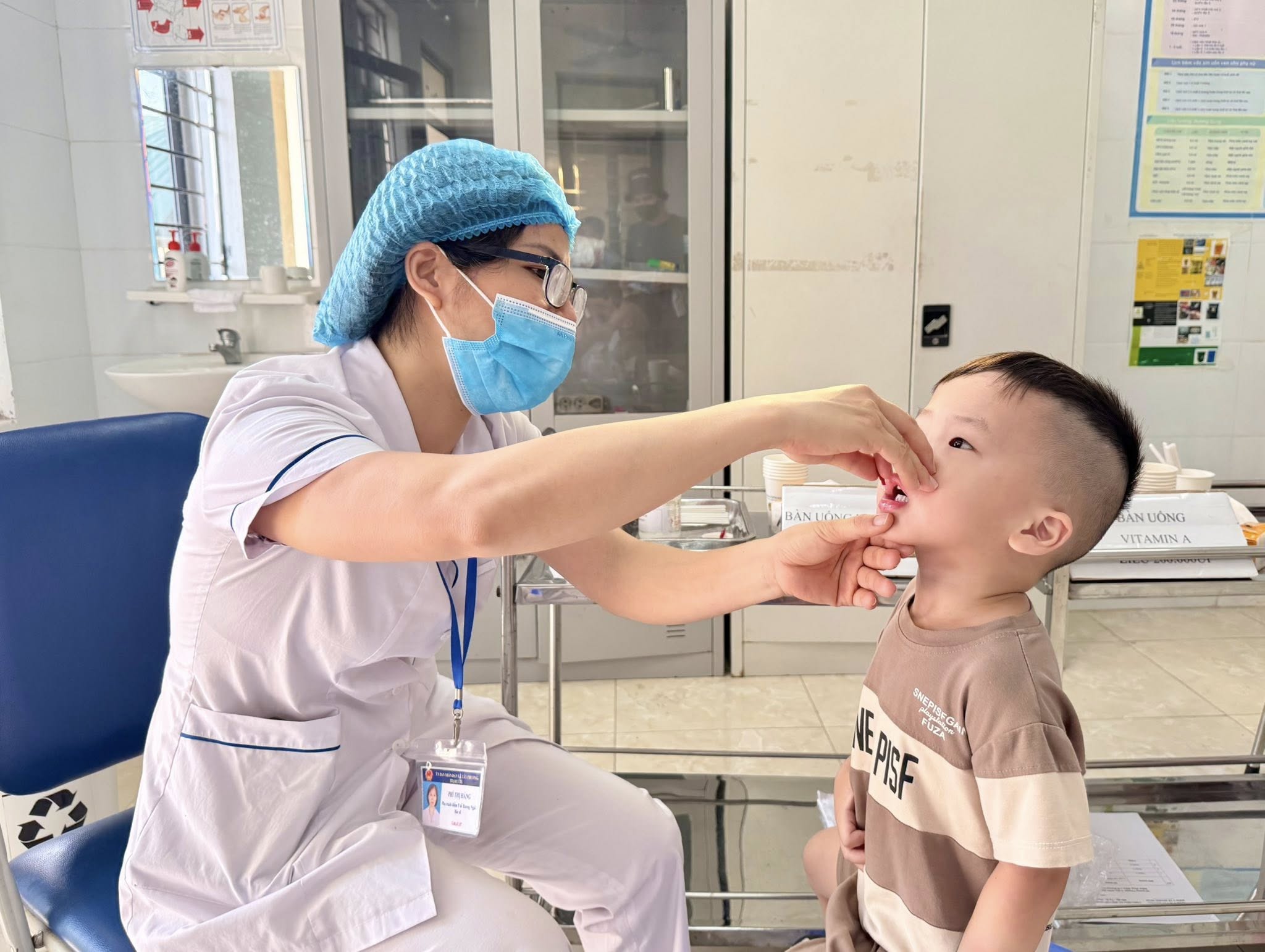 Xã Tây Phương đồng loại triển khai 22 Điểm uống Vitamin A và cân đo trẻ em đợt 1 năm 2026